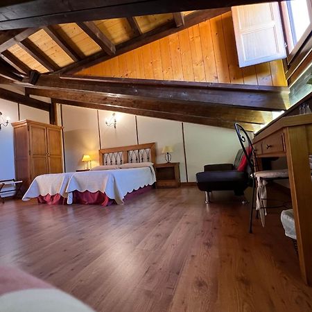 Hotel Rural Restaurante Las Baronas Santa Cruz de la Salceda Kültér fotó